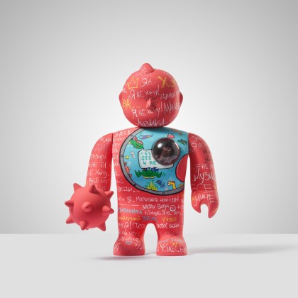 Фигурка Under the water above the earth